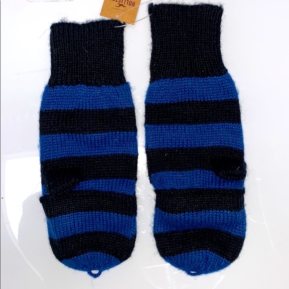 Mittens - Picture 4 of 4